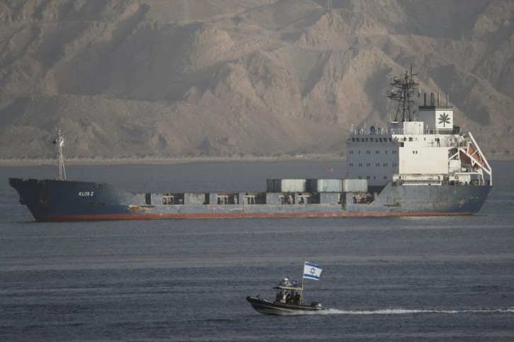 Det panamaregistrert godsskipet Klos-C på vei inn til Eilat etter at Israel tok kontroll over skipet og den iranske våpenlasten om bord. (Foto: IDF)