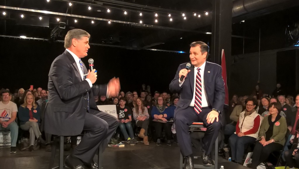 Sean Hannity i Fox News intervjuer Ted Cruz i Nashville, Tennessee. (Foto: Andrea Norberg)