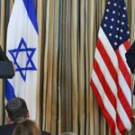 Statsminister Binyamin Netanyahu og USAs president Donald Trump i Det hvite hus hvor de la frem fredsplanen for Gaza. (FOto: Screenshot)